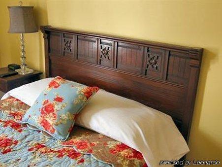 Brambles Inn & Gardens Potsdam Room photo